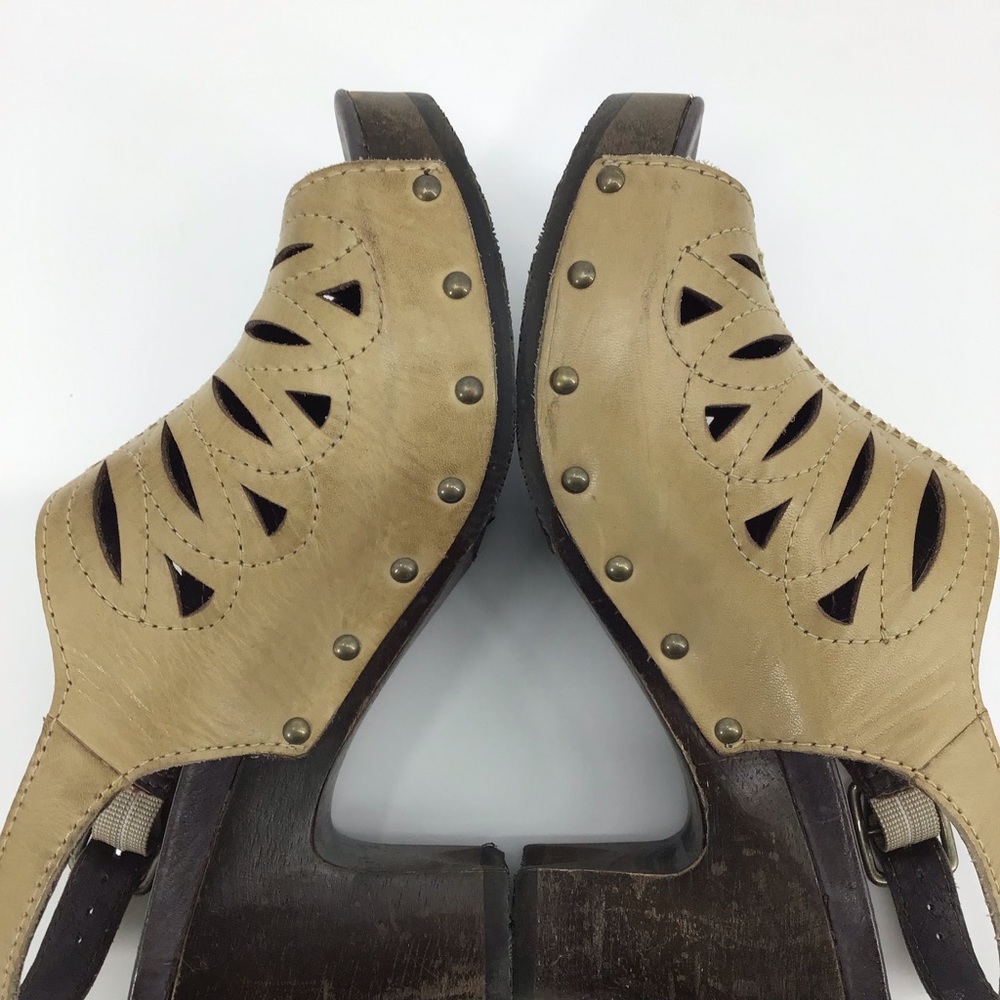 Dansko Rowena Tan Leather Sling Back Sandals - Picture 5 of 16